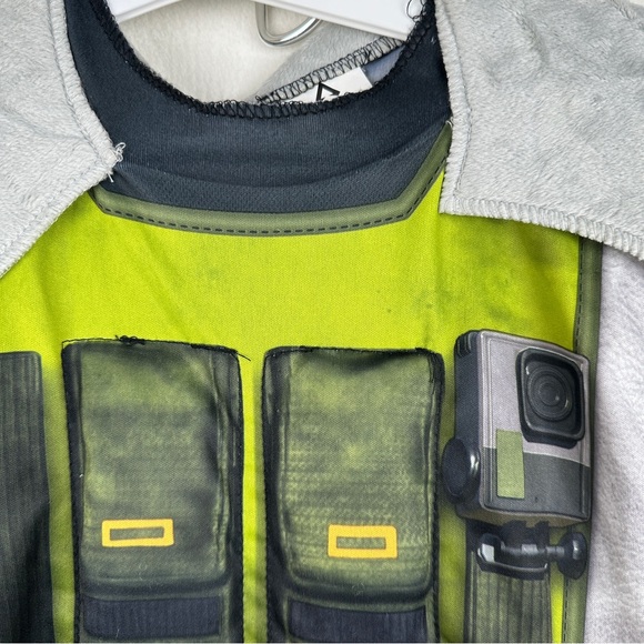 Disguise Apex Legends Octane Costume Jumpsuit 7/8, 10/12, 14/16 Halloween - Picture 13 of 16